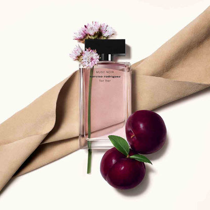 Narciso Rodriguez for her MUSC NOIR
