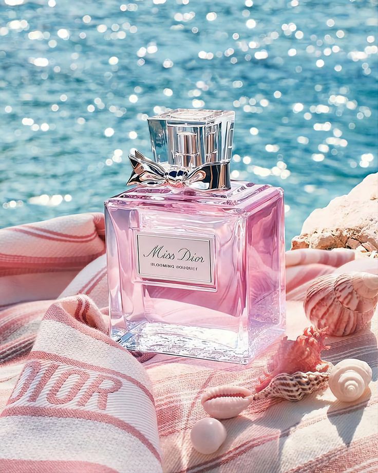 DIOR Miss Dior Blooming Bouquet